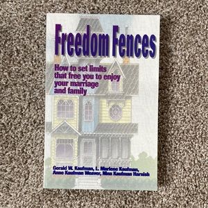 ✨ 10/$10 - Freedom Fences